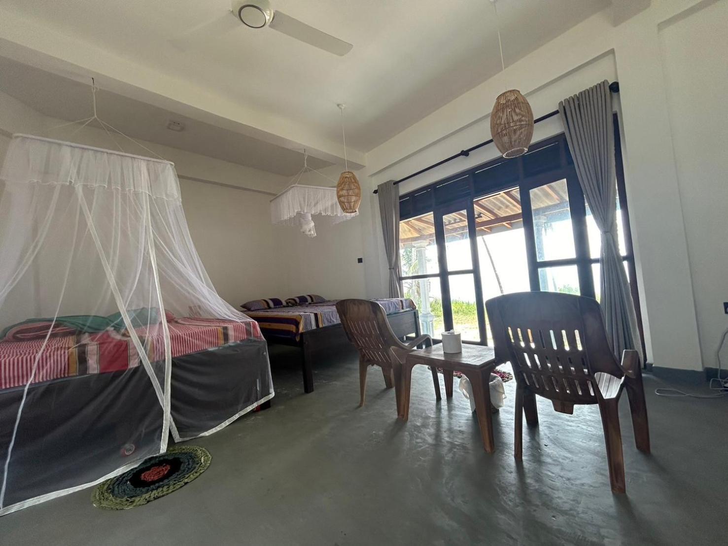 Pemuyan Mirissa70 B&B 외부 사진